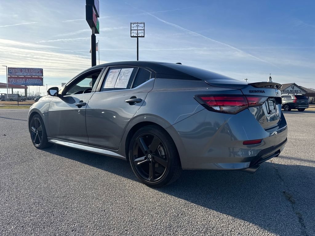 Used 2023 Nissan Sentra SR w/ Midnight Edition Package image 3