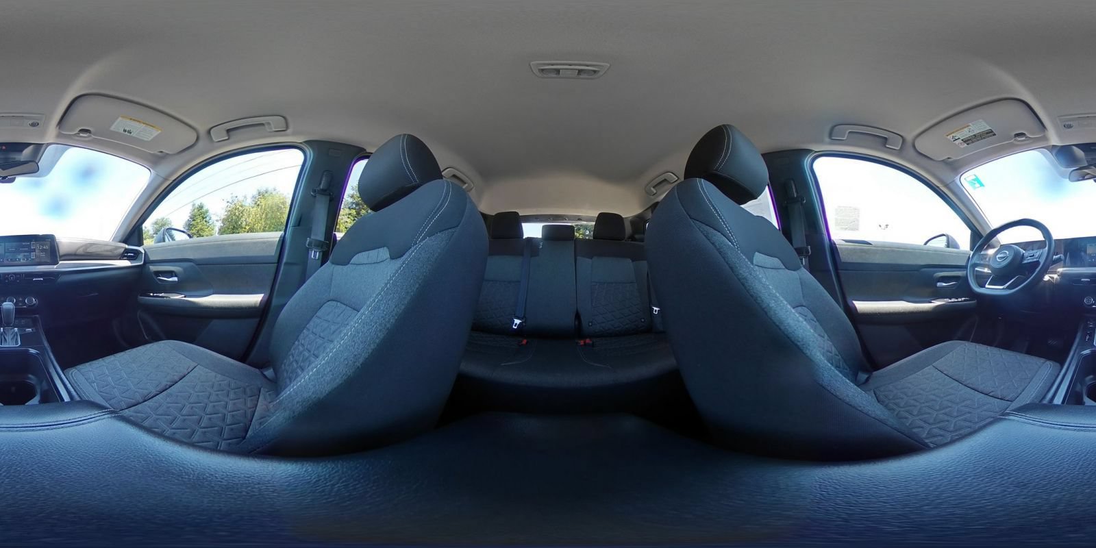 Used 2025 Nissan Kicks SV AWD/4WD image 40