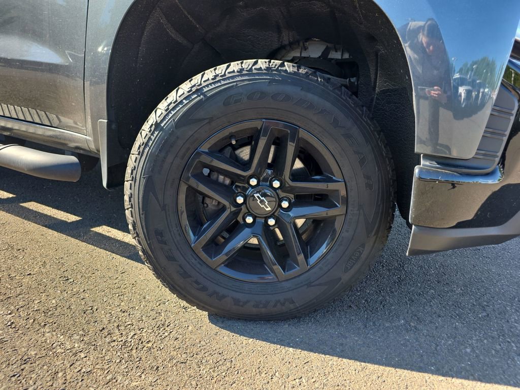 Used 2019 Chevrolet Silverado 1500 LT Trail Boss AWD/4WD image 10