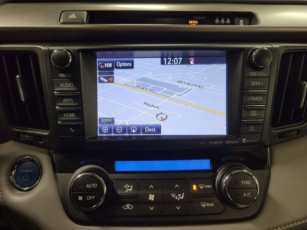 Used 2018 Toyota RAV4 Limited image 18