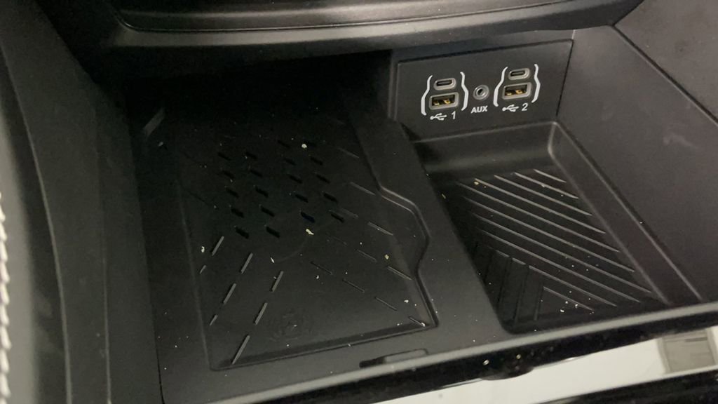 New 2025 Chrysler Pacifica Limited image 18