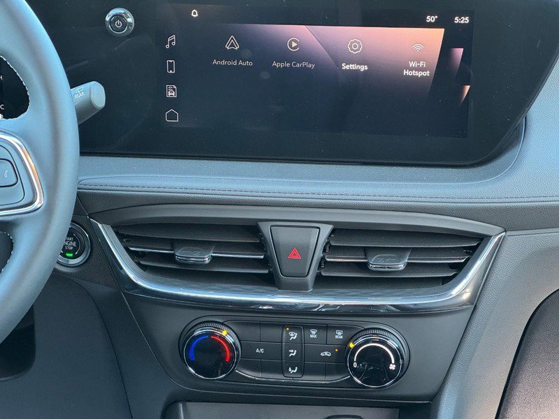 Used 2025 Buick Encore GX Preferred image 13
