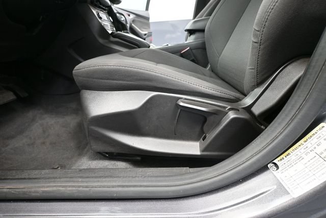Used 2012 Ford Focus SEL FWD image 19