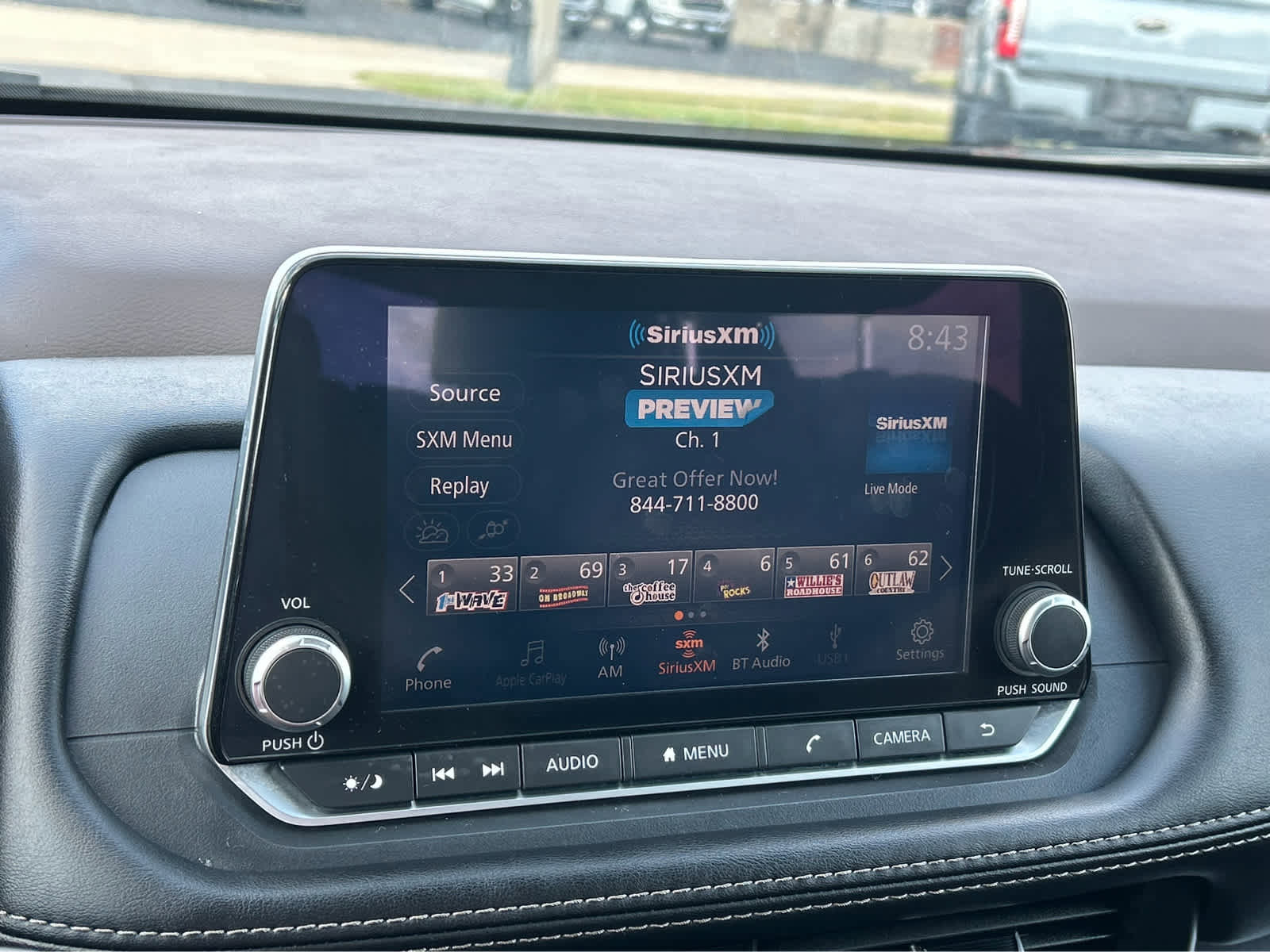 Used 2023 Nissan Rogue SV image 25