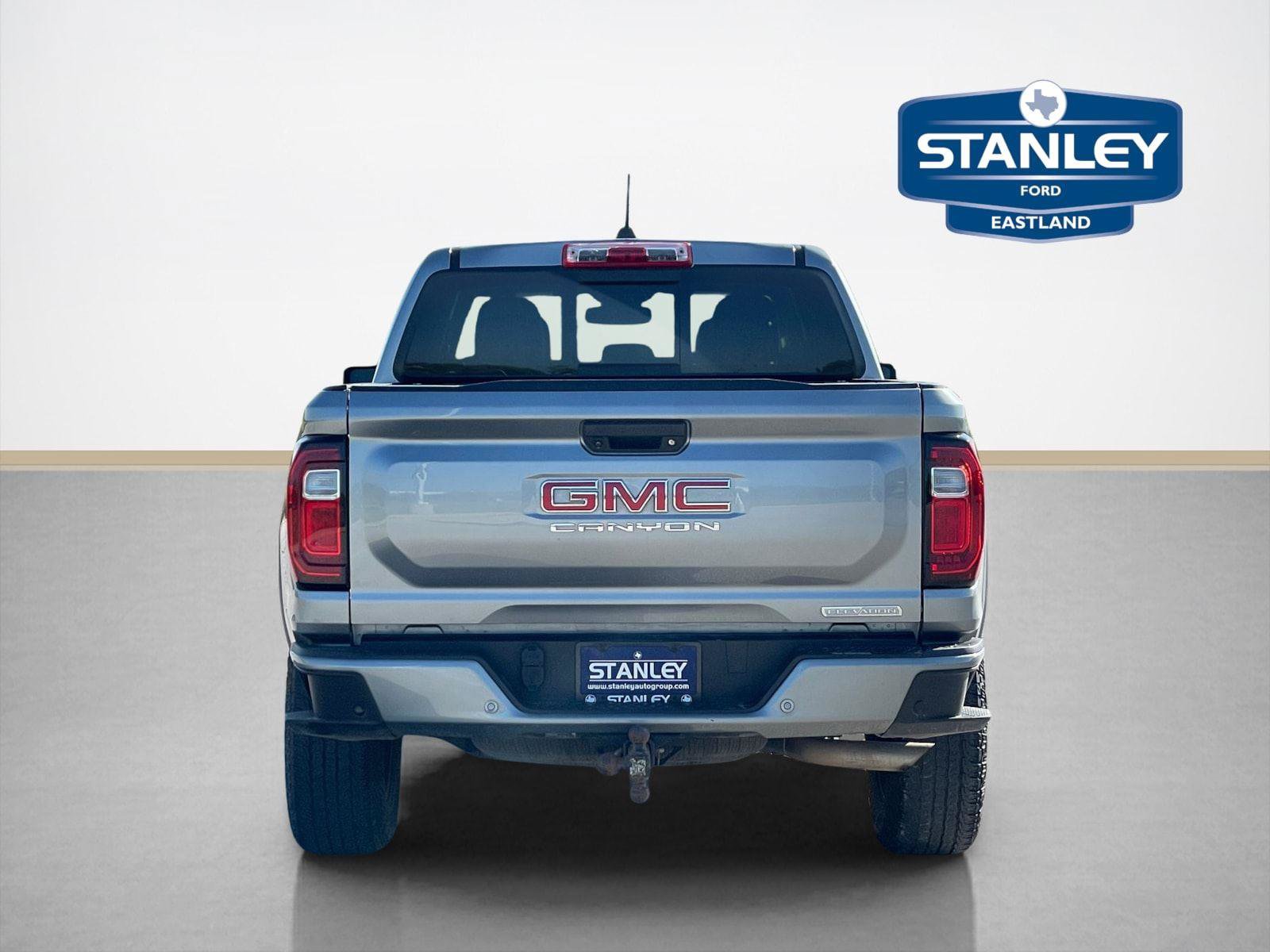 Used 2024 GMC Canyon Elevation w/ Elevation Premium Package RWD image 7