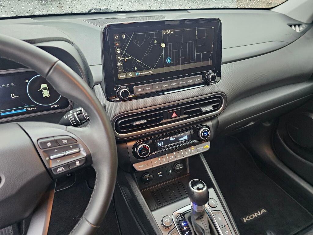 Used 2023 Hyundai Kona Limited image 21