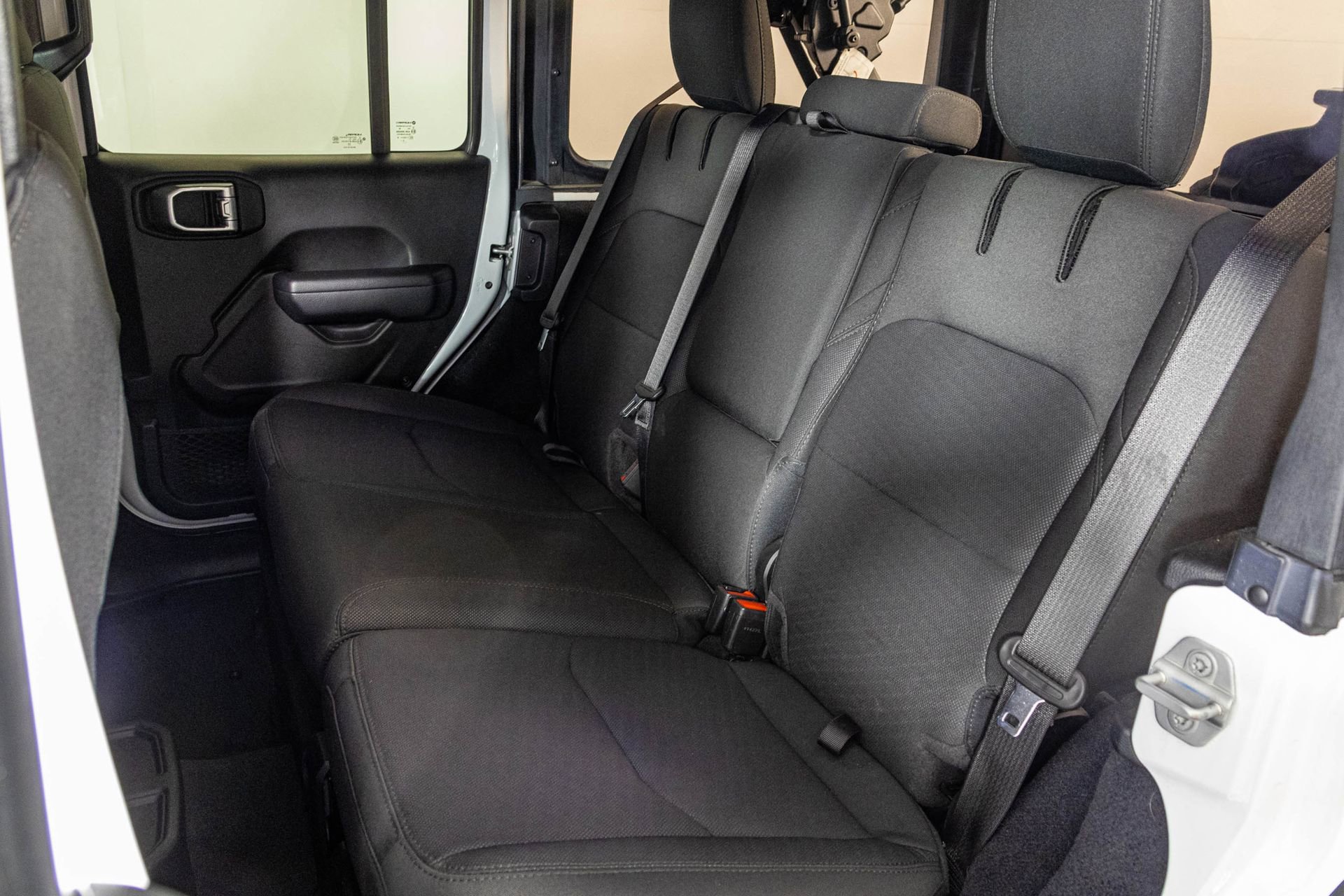 Used 2023 Jeep Wrangler Unlimited w/ Cold Weather Group image 36