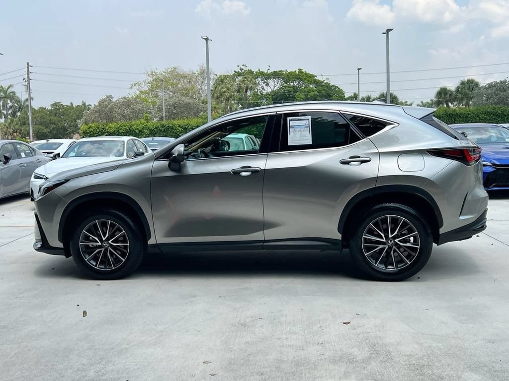 Certified 2025 Lexus NX 250 FWD w/ Accessory Package (Z1) image 4
