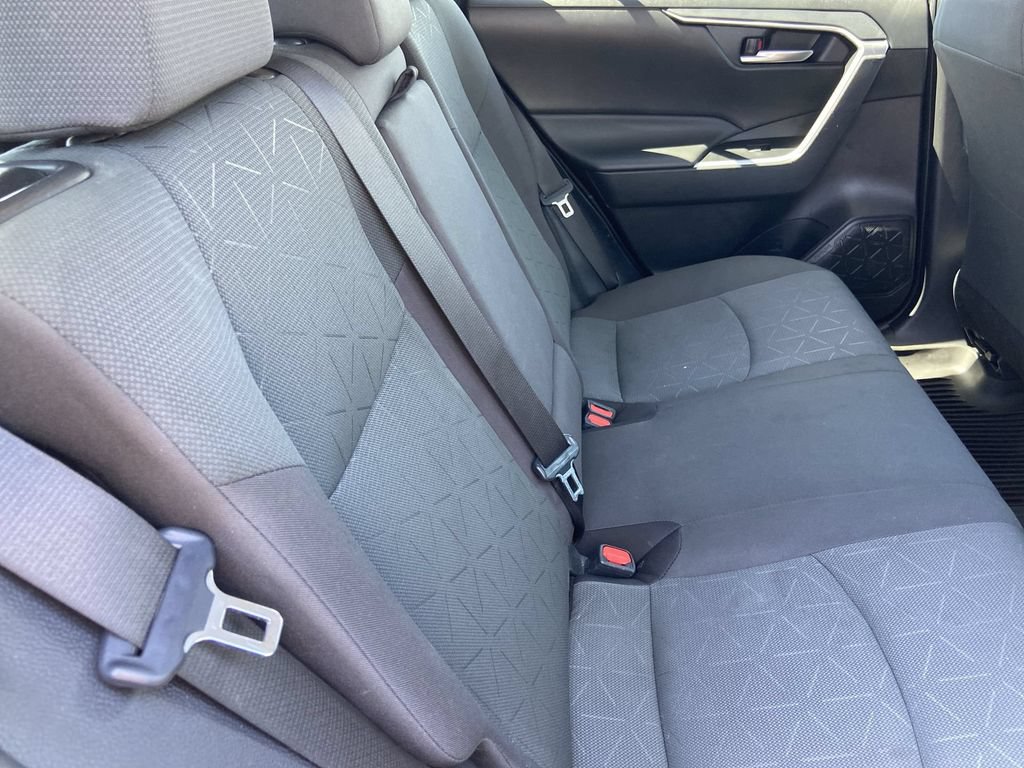 Used 2024 Toyota RAV4 XLE AWD/4WD image 22