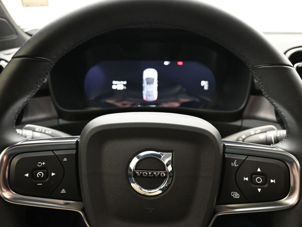Used 2023 Volvo C40 P8 Recharge Ultimate AWD/4WD image 10