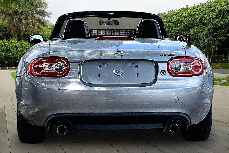 Used 2015 MAZDA MX-5 Miata Club RWD image 3