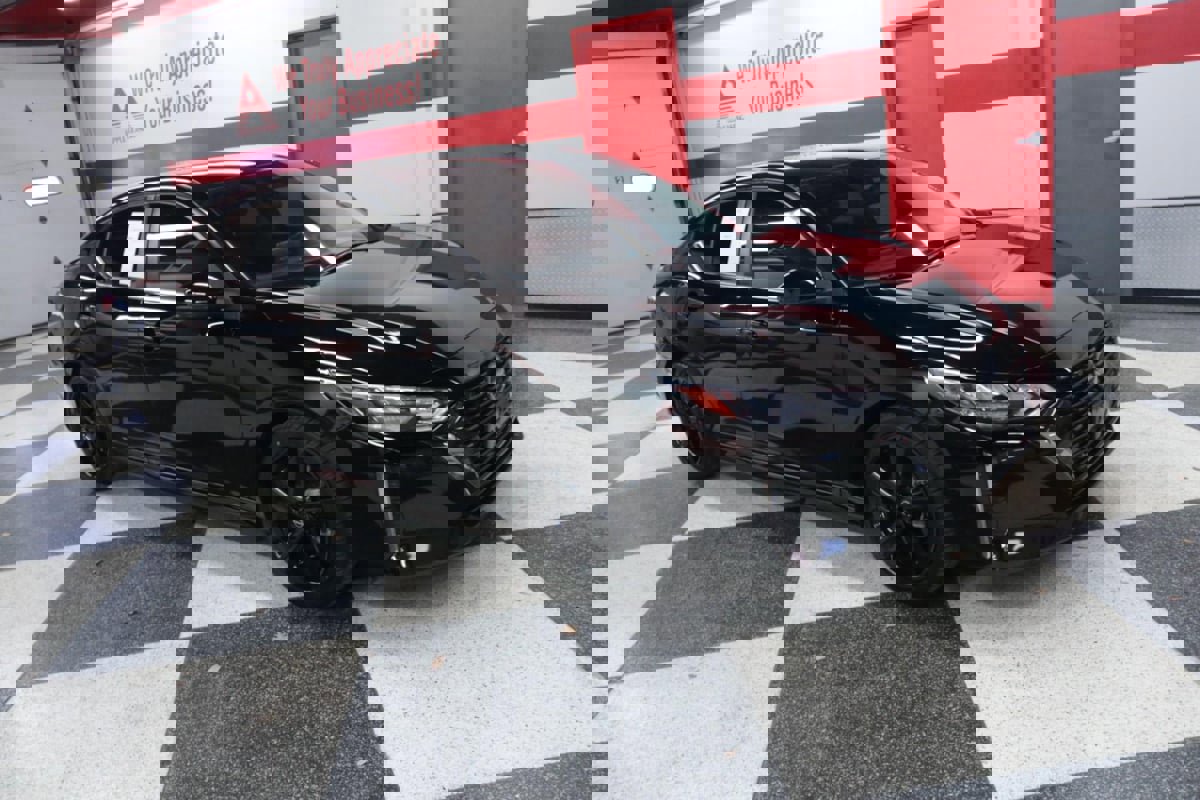 Used 2024 Nissan Sentra SR image 3