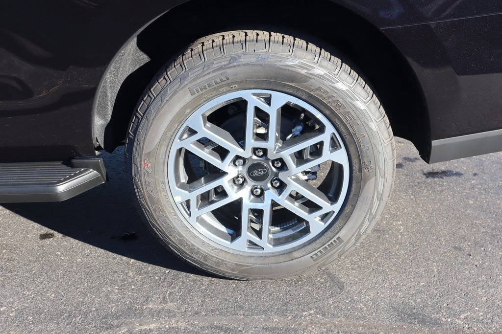 New 2025 Ford Expedition Active image 20