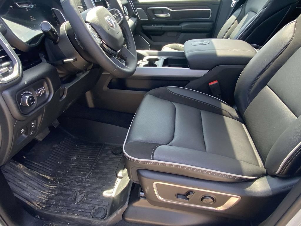 New 2026 RAM 1500 Laramie w/ Night Edition AWD/4WD image 42