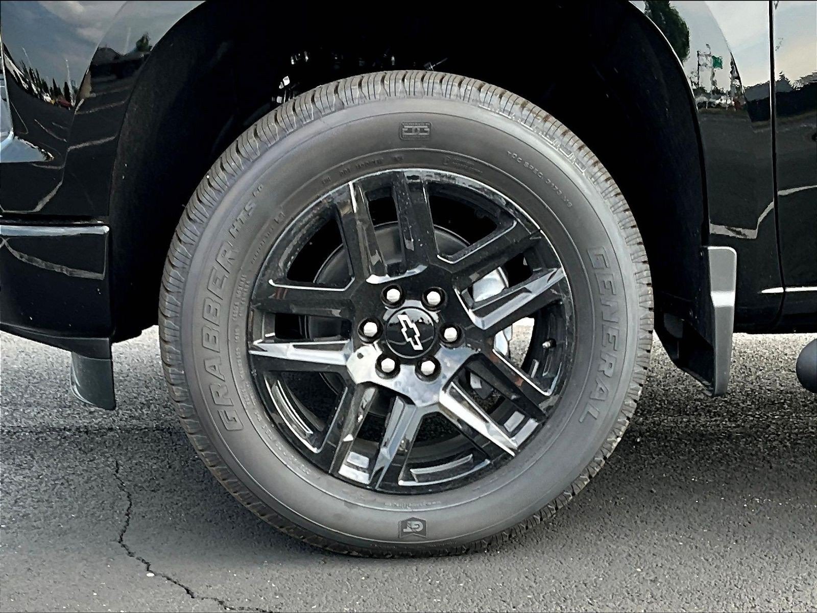 New 2026 Chevrolet Silverado 1500 Custom w/ Rally Edition AWD/4WD image 22
