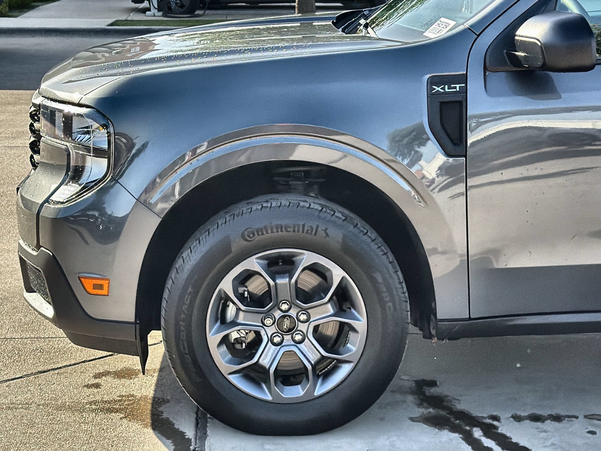 Used 2025 Ford Maverick XLT w/ Equipment Group 302A AWD/4WD image 10