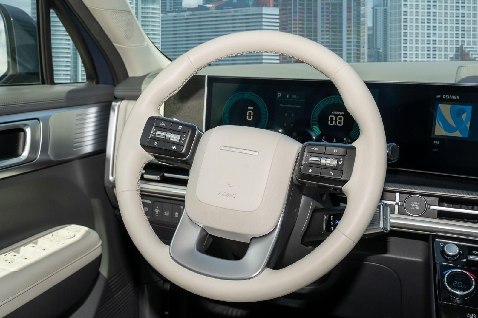 Used 2025 Hyundai Santa Fe SEL FWD image 24