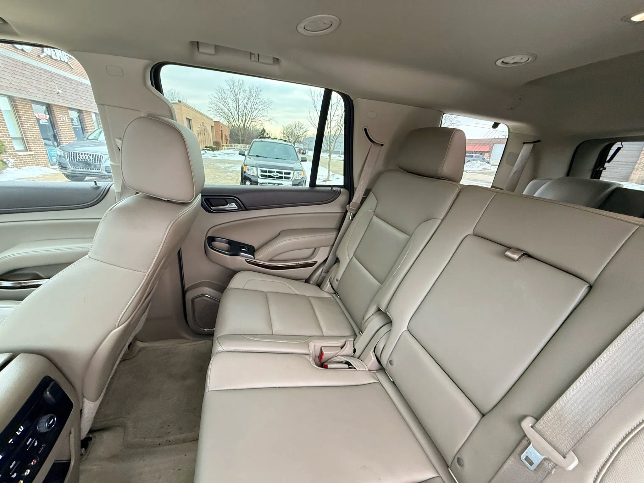 Used 2015 GMC Yukon SLT w/ Open Road Package image 26