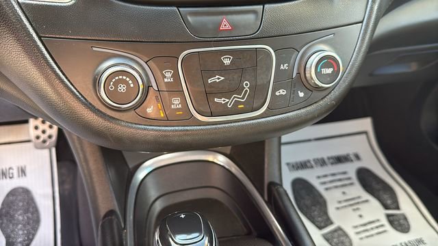 Used 2017 Chevrolet Malibu LT w/ Leather Package image 20