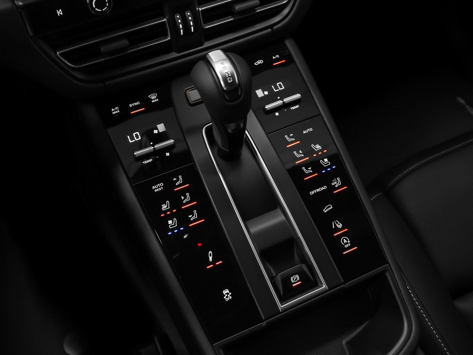 New 2026 Porsche Macan Turbo AWD/4WD image 39