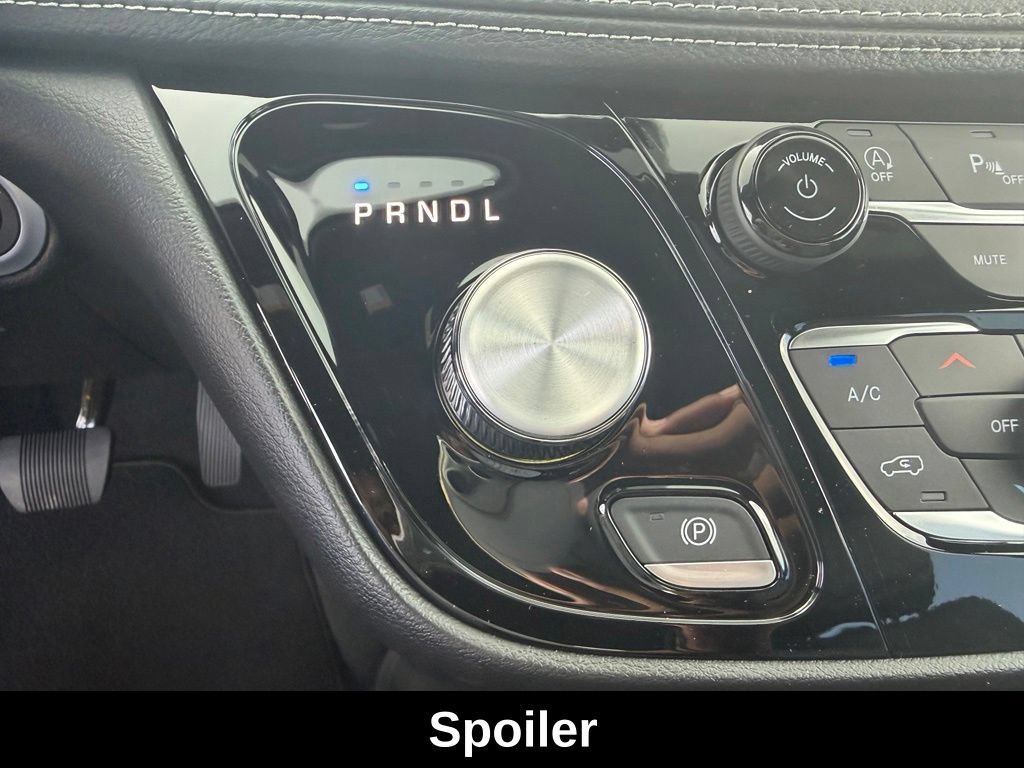 New 2027 Chrysler Pacifica Select w/ Family Tech Group FWD image 17