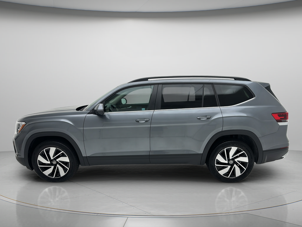 Used 2025 Volkswagen Atlas SE AWD/4WD image 6