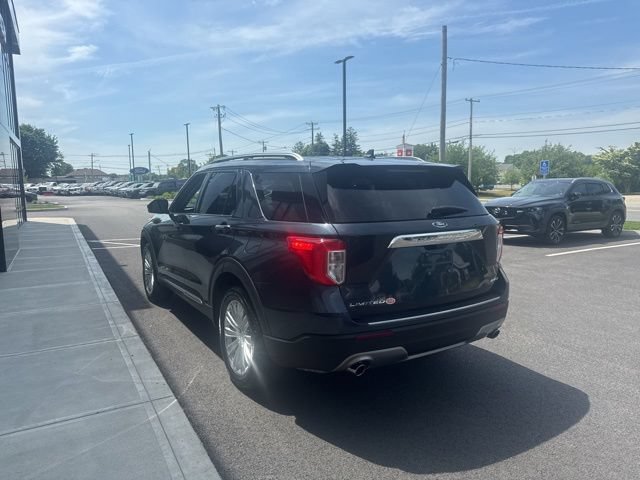 Used 2024 Ford Explorer Limited w/ Limited Technology Package AWD/4WD image 5