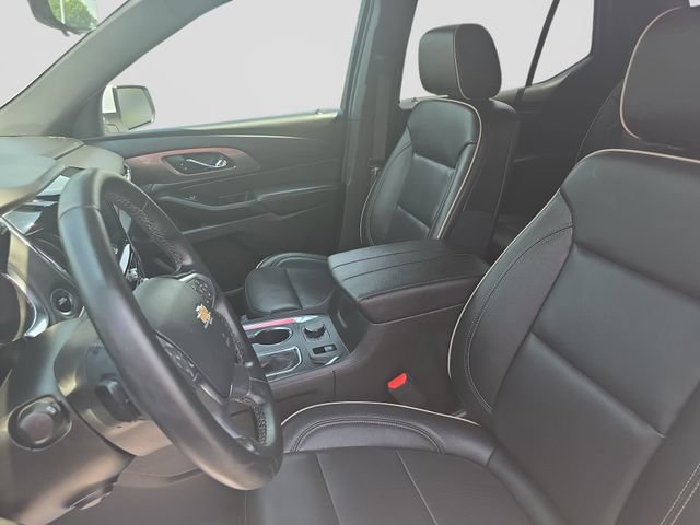 Used 2023 Chevrolet Traverse Premier FWD image 15