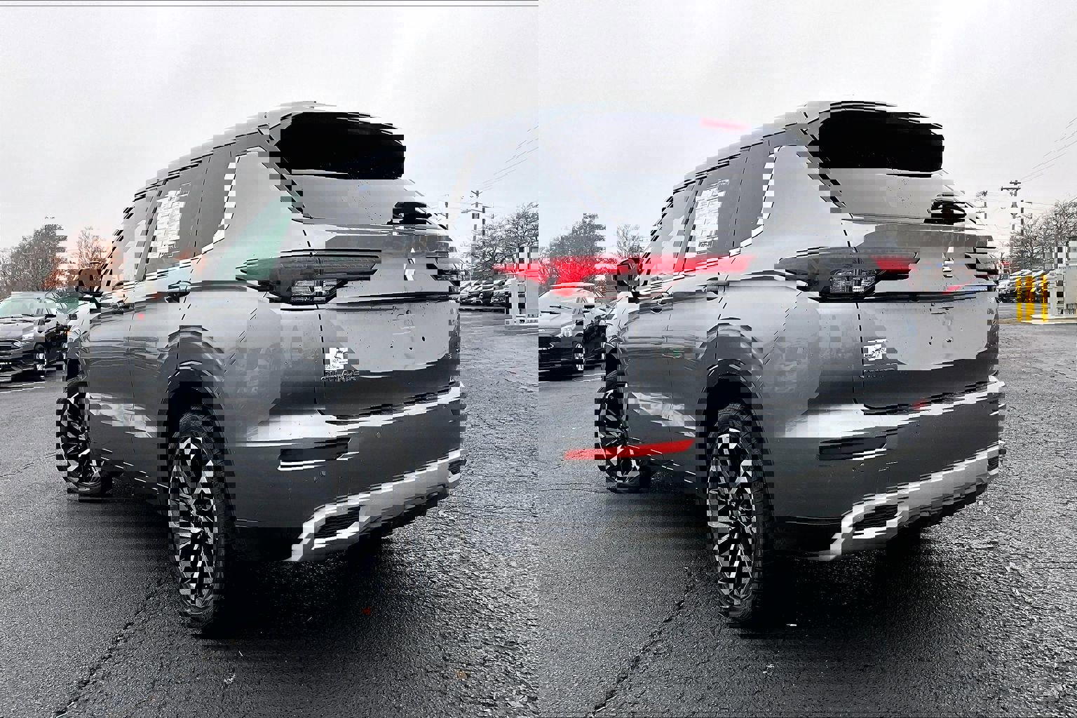 Used 2022 Mitsubishi Outlander SE image 5