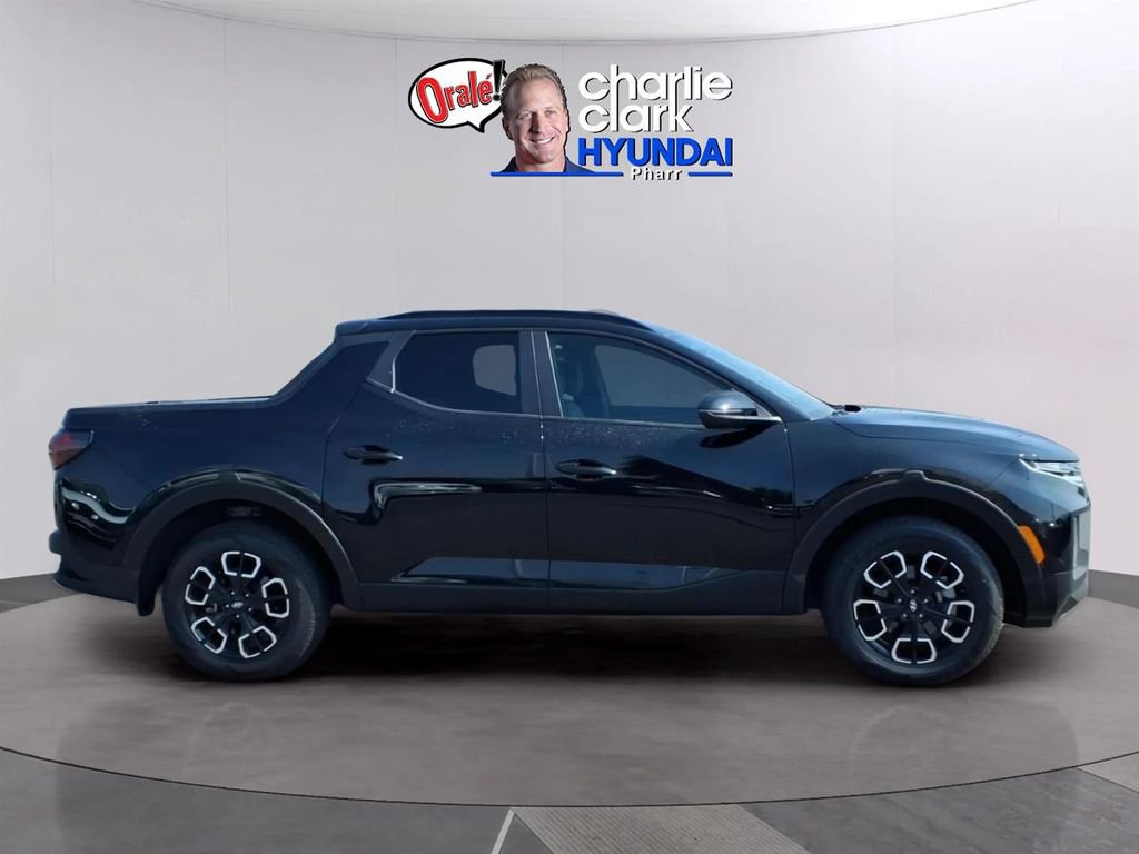 Used 2023 Hyundai Santa Cruz SEL Premium w/ Winter Package image 6
