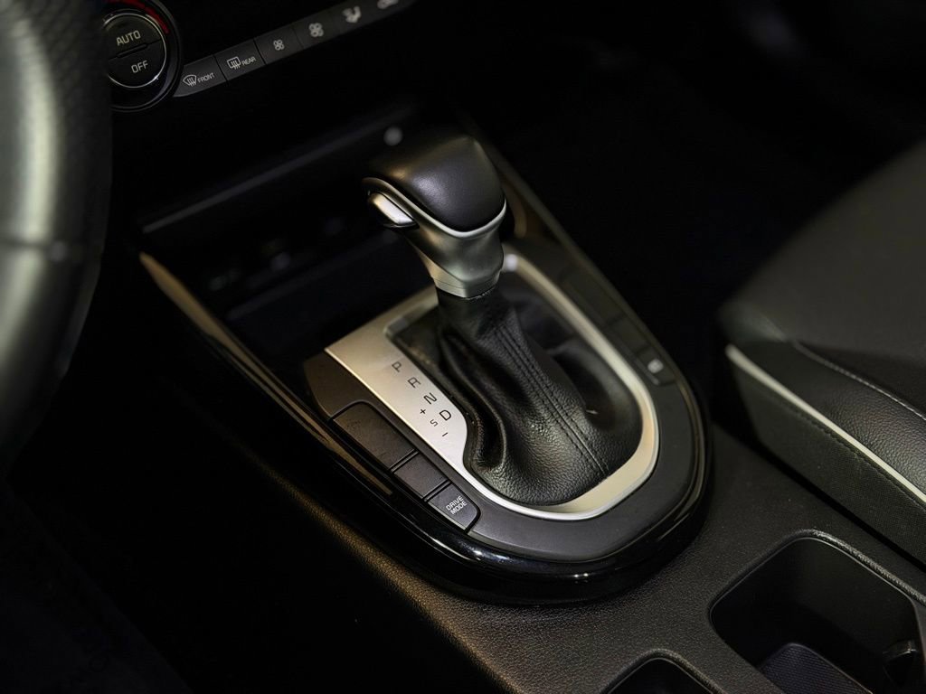 Used 2023 Kia Forte GT-Line w/ GT-Line Premium Package image 18