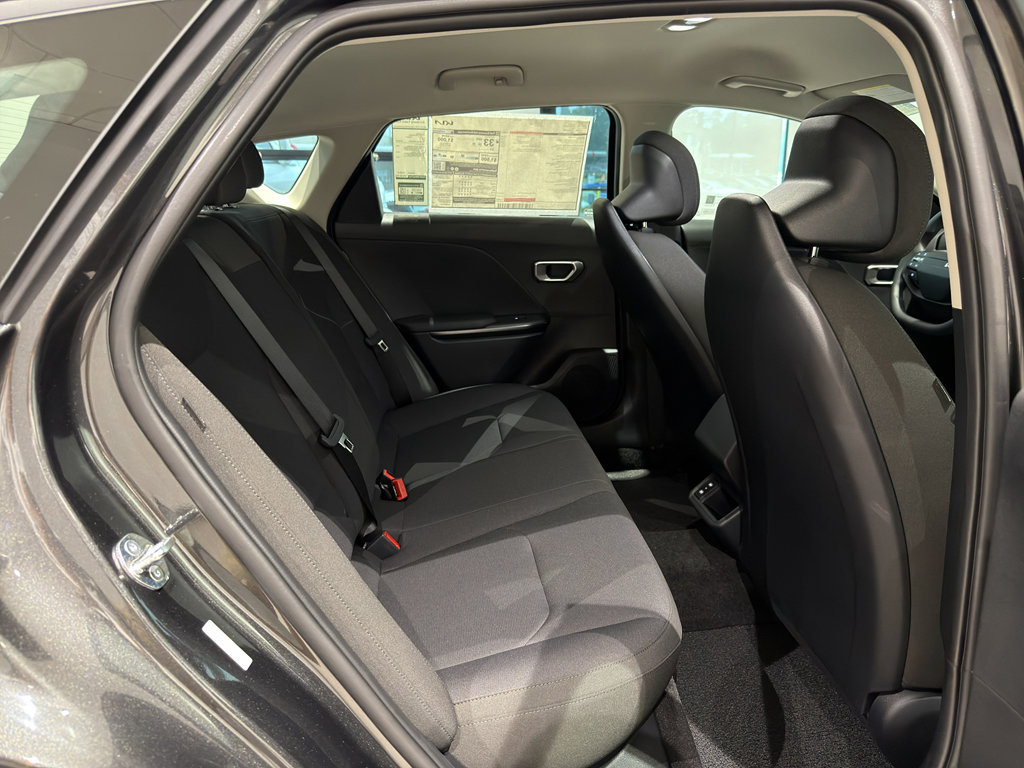 New 2026 Kia K4 FWD image 21