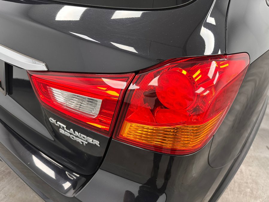 Used 2019 Mitsubishi Outlander Sport ES image 14