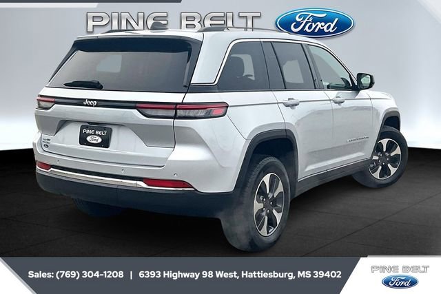 Used 2023 Jeep Grand Cherokee 4WD 4xe image 11