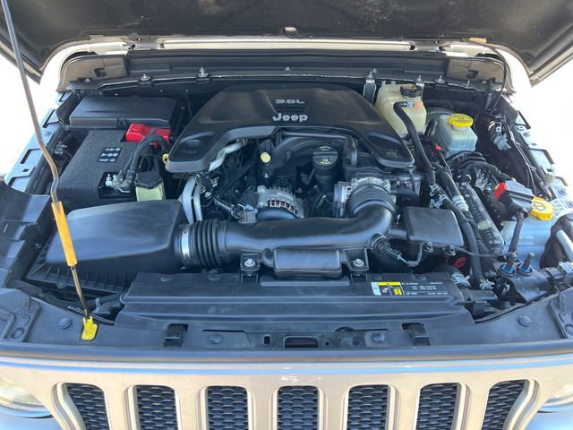 Used 2018 Jeep Wrangler Unlimited Sahara image 34