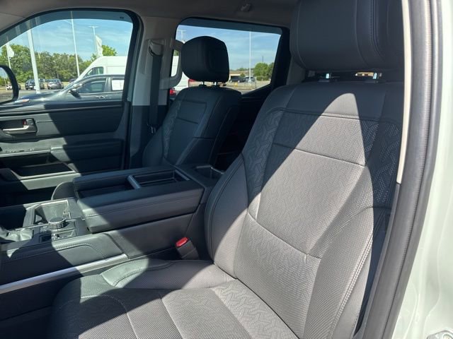 Used 2024 Toyota Tundra Limited AWD/4WD image 25