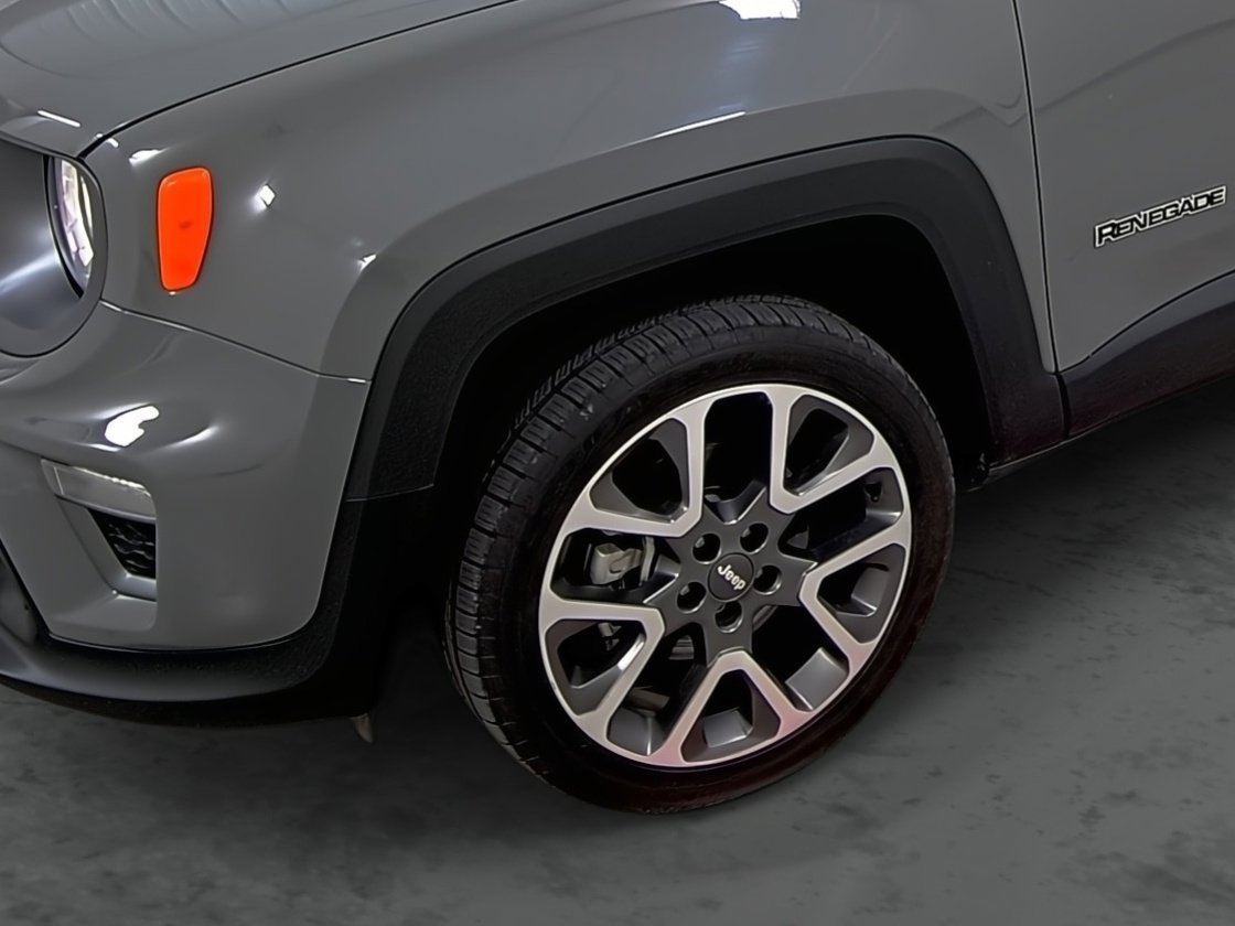 Used 2022 Jeep Renegade Limited w/ Sun, Sound & Wheels Group AWD/4WD image 7