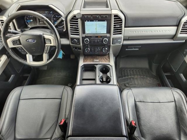 Used 2017 Ford F250 Lariat w/ Lariat Value Package AWD/4WD image 26