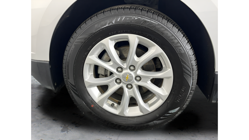 Used 2018 Chevrolet Equinox LT AWD/4WD image 26