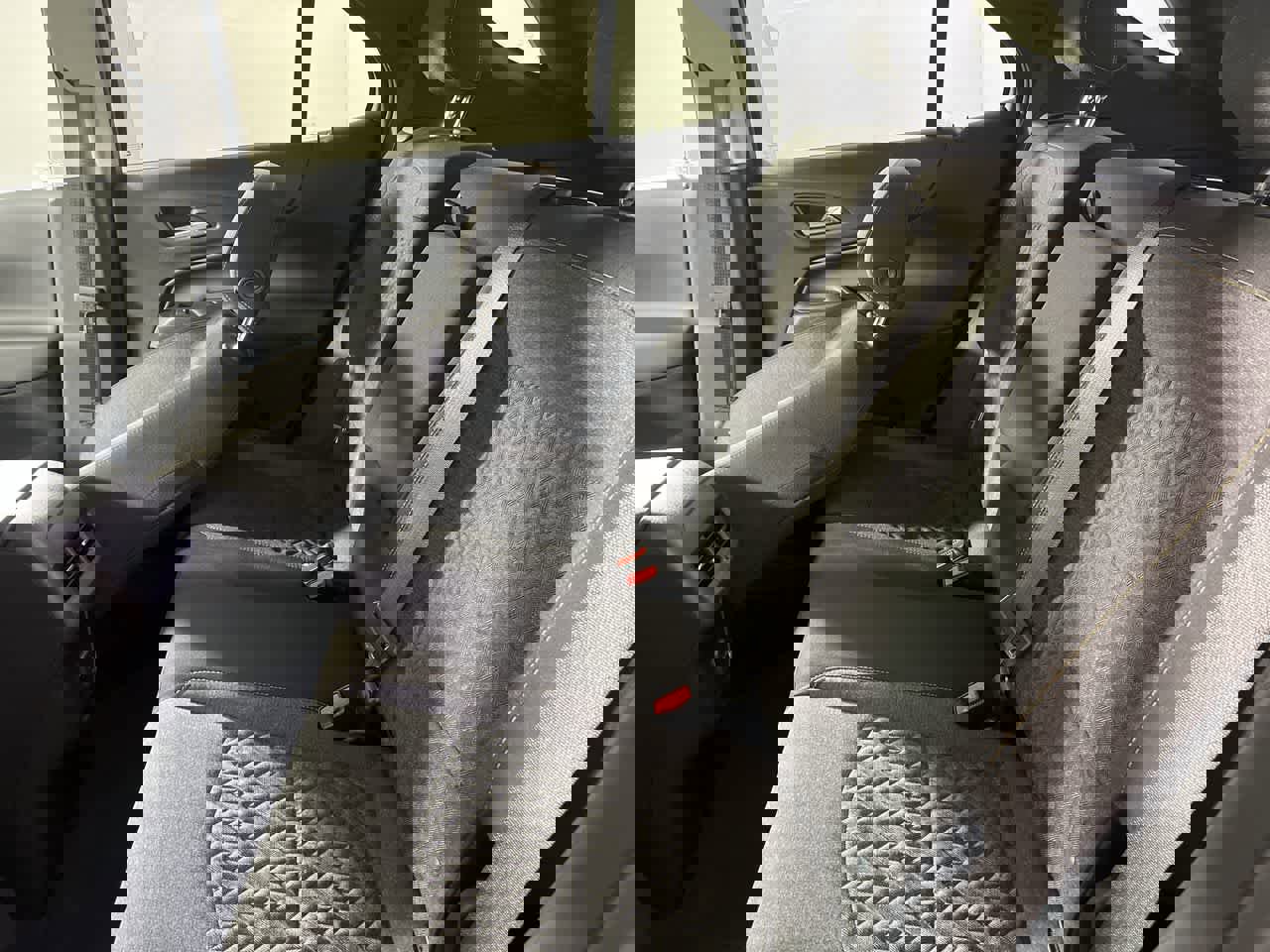 Used 2023 Chevrolet Equinox LT image 26