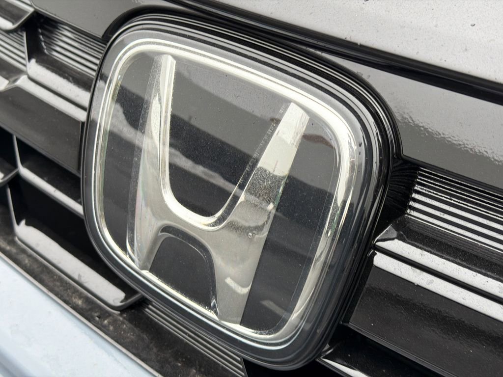 New 2026 Honda Odyssey Touring image 14