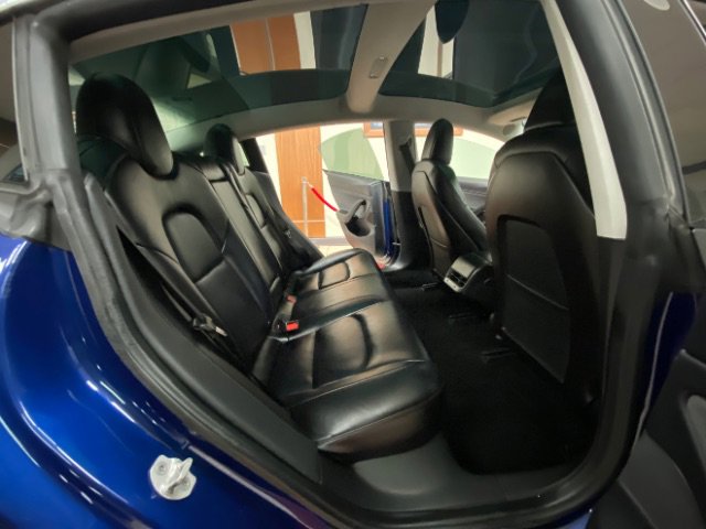 Used 2019 Tesla Model 3 Long Range image 18