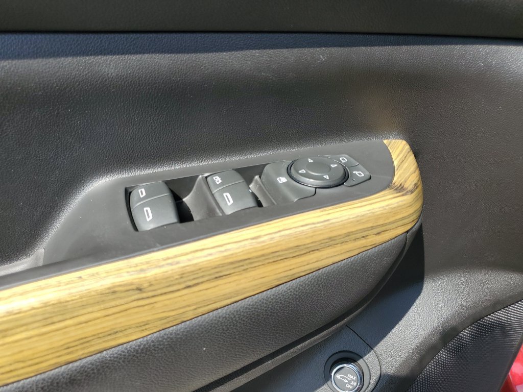 Certified 2019 GMC Acadia Denali w/ Technology Package FWD image 23
