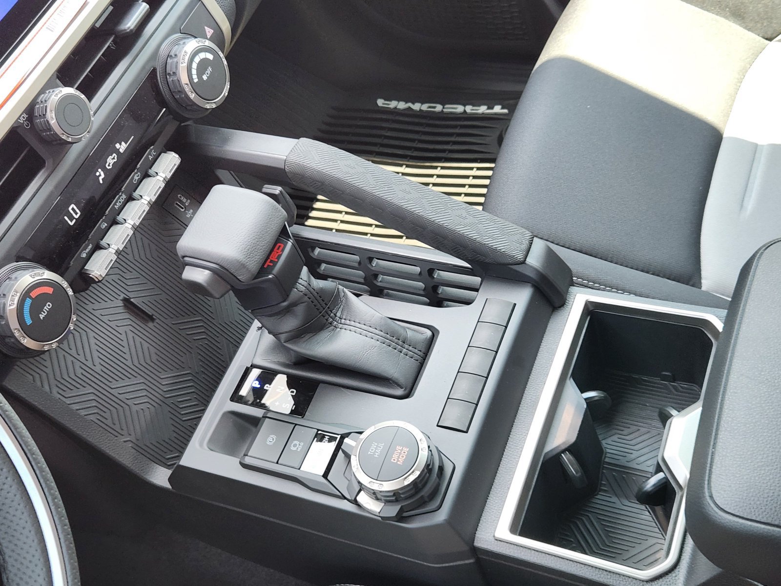 New 2026 Toyota Tacoma TRD Sport AWD/4WD image 18