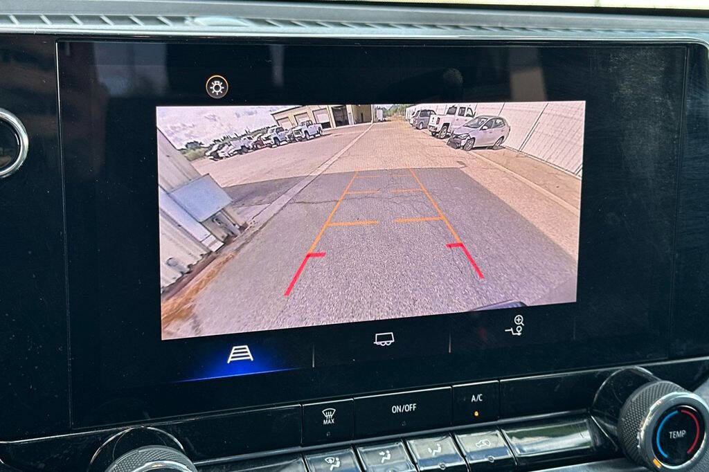 Used 2024 Chevrolet Colorado W/T image 18