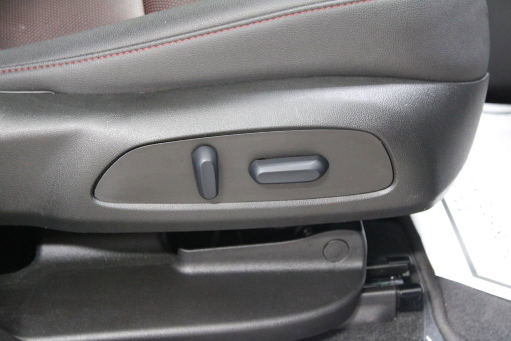 Used 2025 Chevrolet Blazer RS image 26