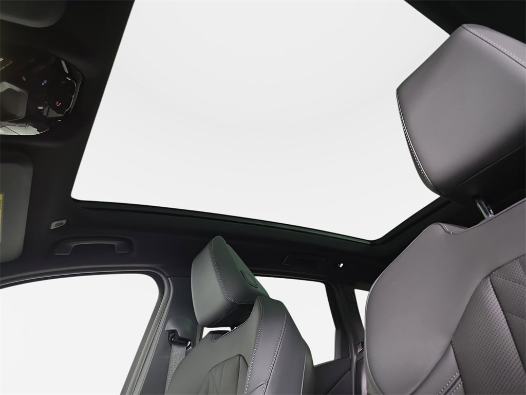 Used 2025 BMW X3 xDrive30i w/ Premium Package image 31