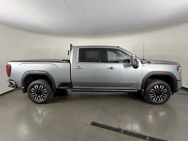 Used 2024 GMC Sierra 2500 Denali Ultimate image 6