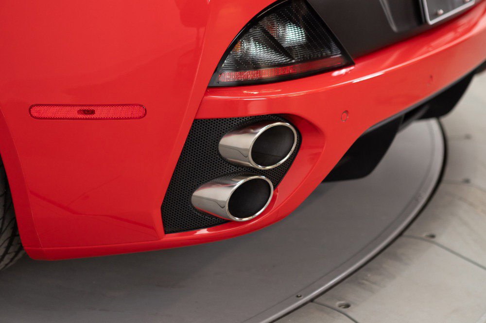 Used 2011 Ferrari California image 47