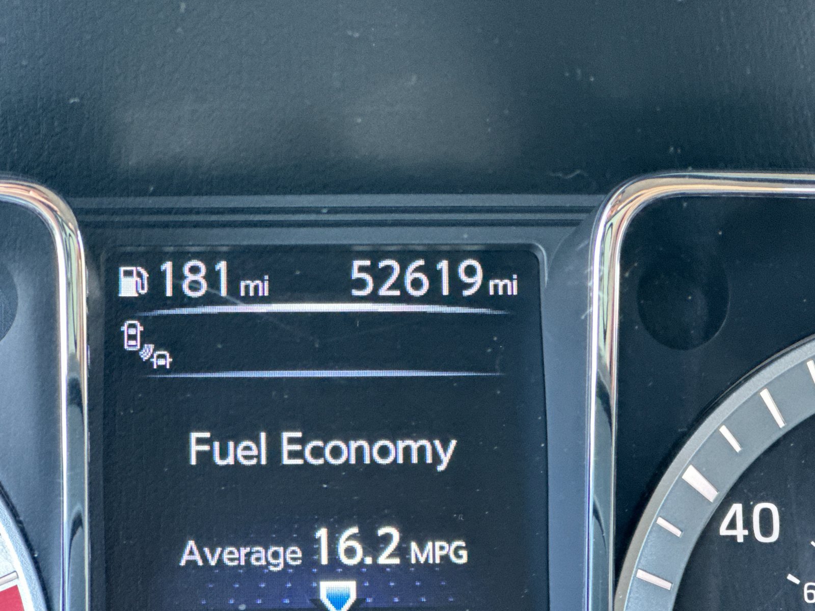 Used 2018 Nissan Titan SV w/ SV Convenience Package AWD/4WD image 27